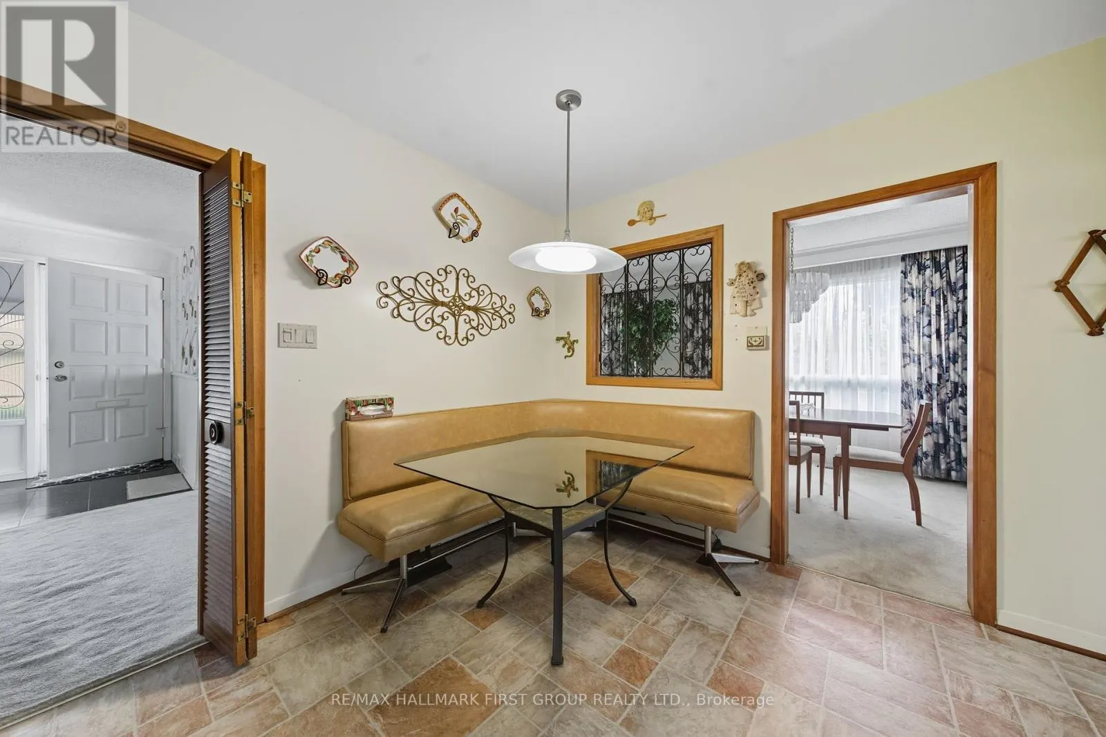 6 WINDOVER DRIVE