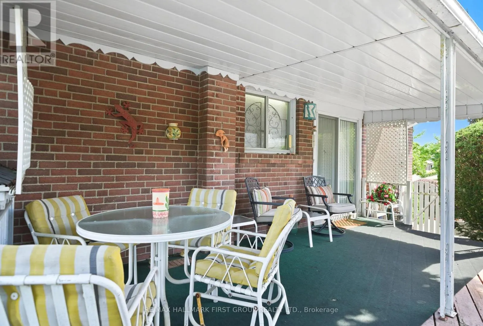 6 WINDOVER DRIVE