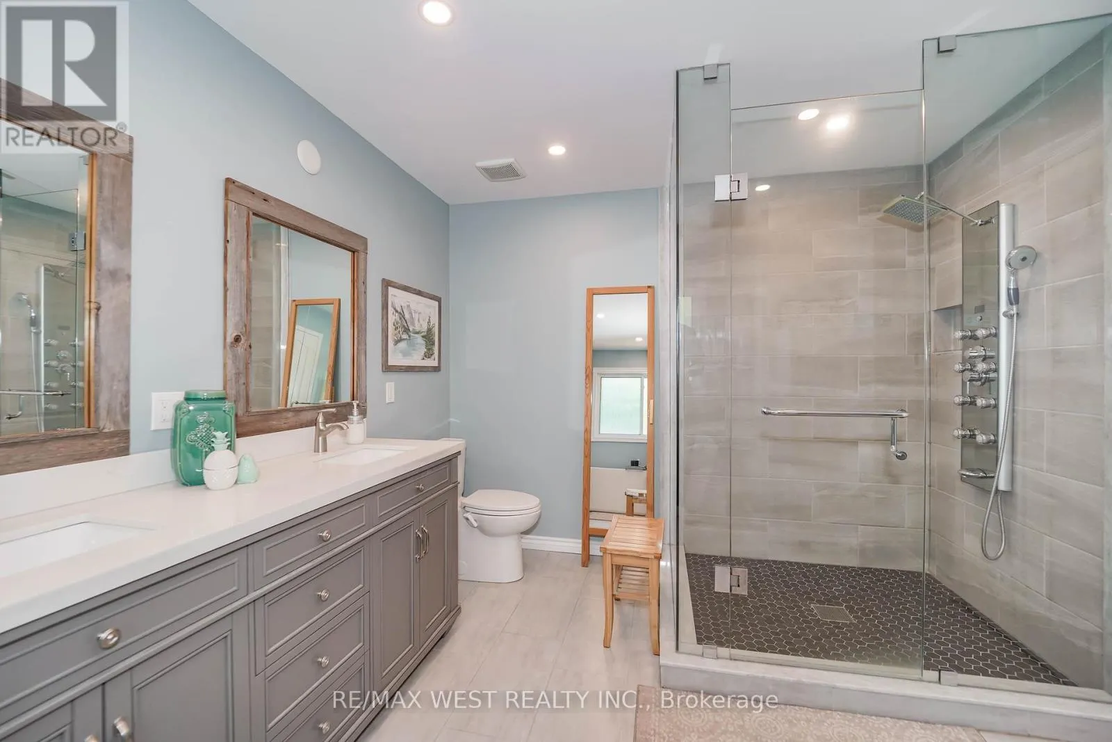 50 GARTSHORE DRIVE