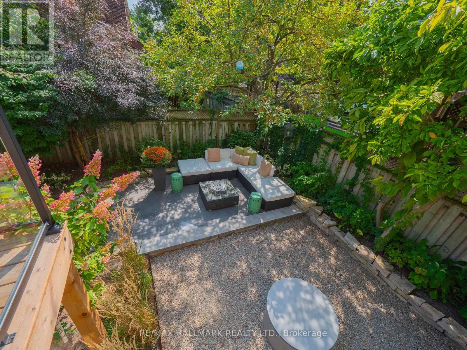 81 HOGARTH AVENUE