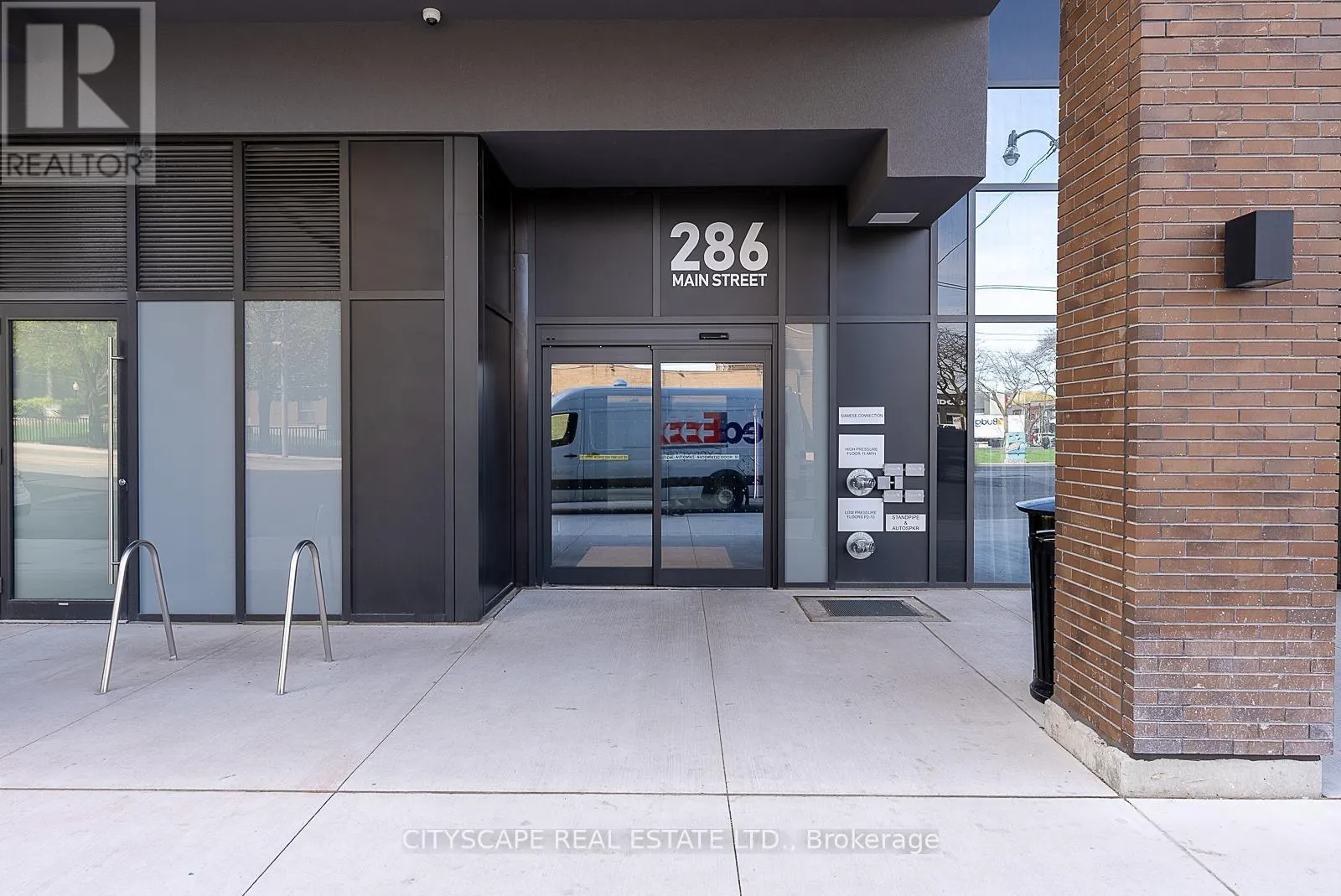 617T - 286 MAIN STREET