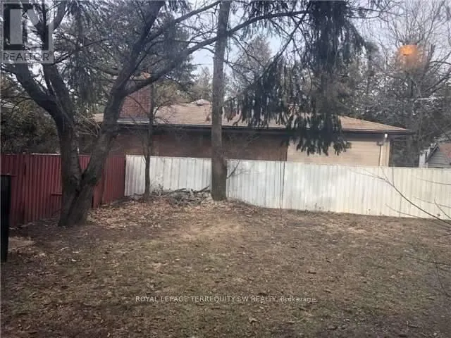 61 CEDAR DRIVE