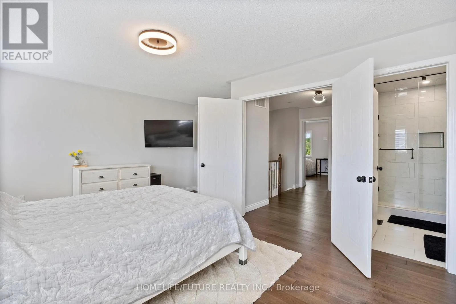 1392 GLASPELL CRESCENT