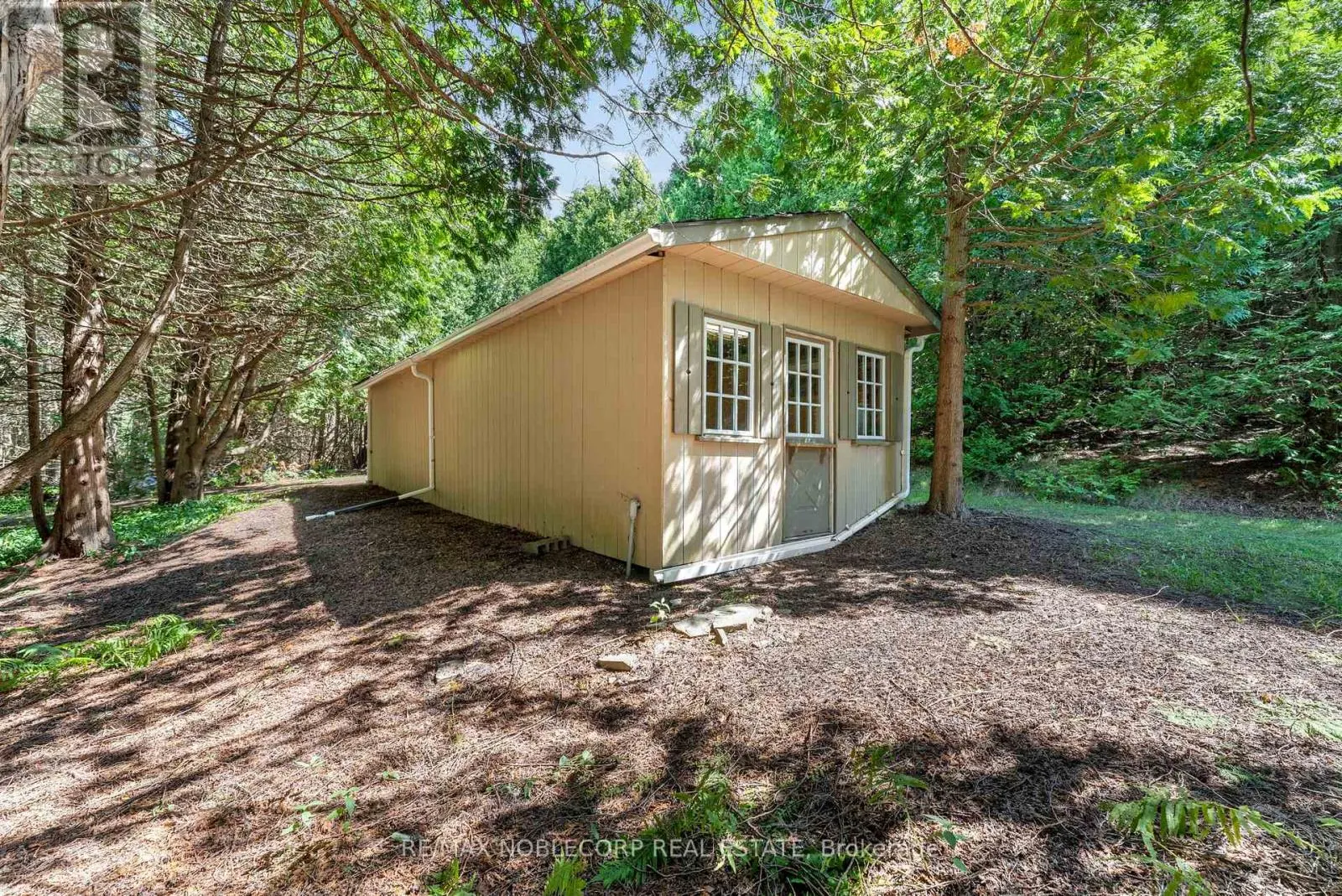 3435 GREENWOOD ROAD