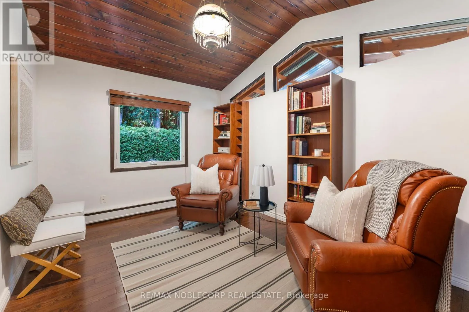 3435 GREENWOOD ROAD
