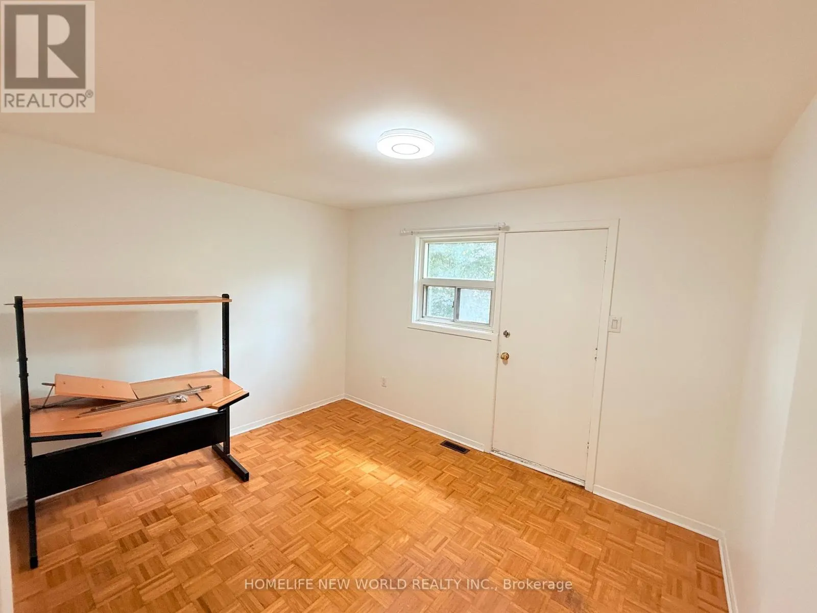 37 TINETA CRESCENT