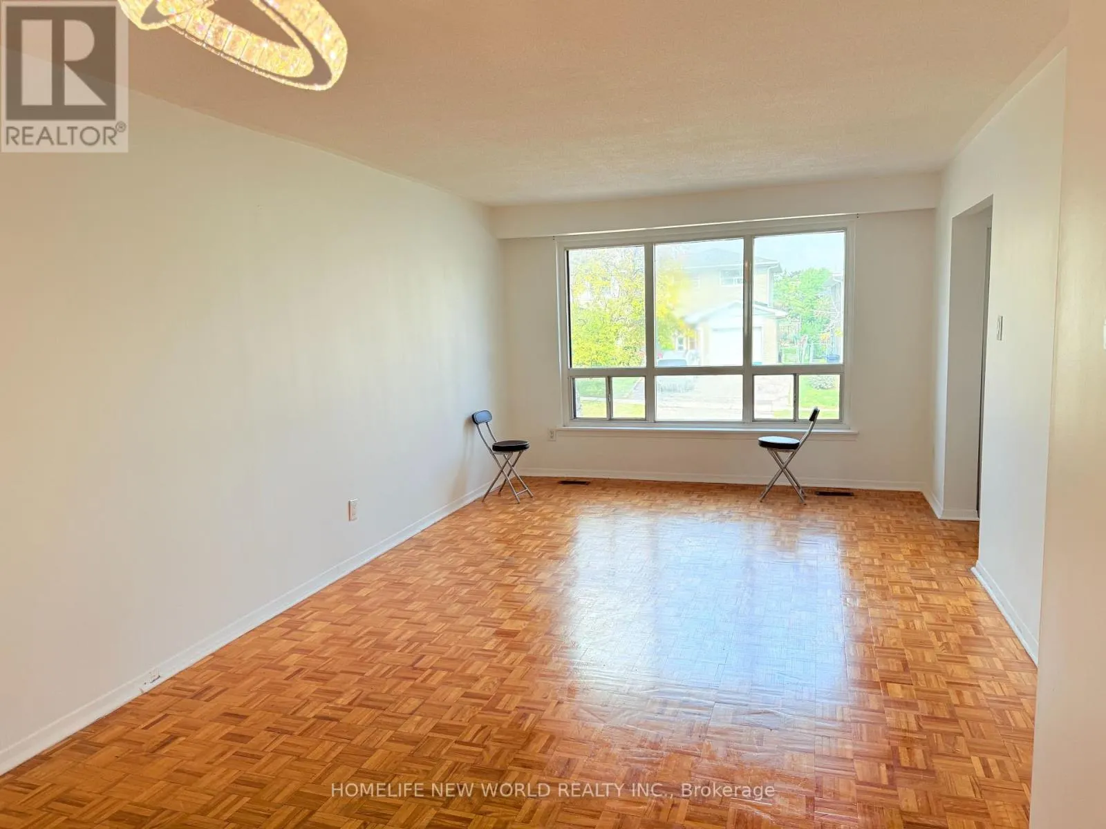 37 TINETA CRESCENT