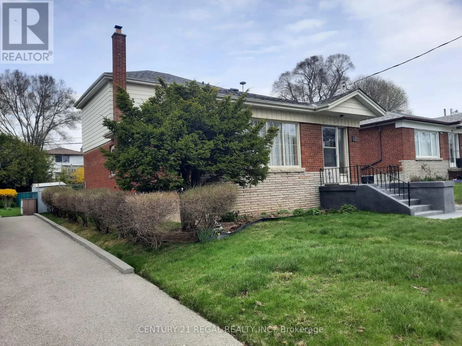 68 BLAKEMANOR BOULEVARD