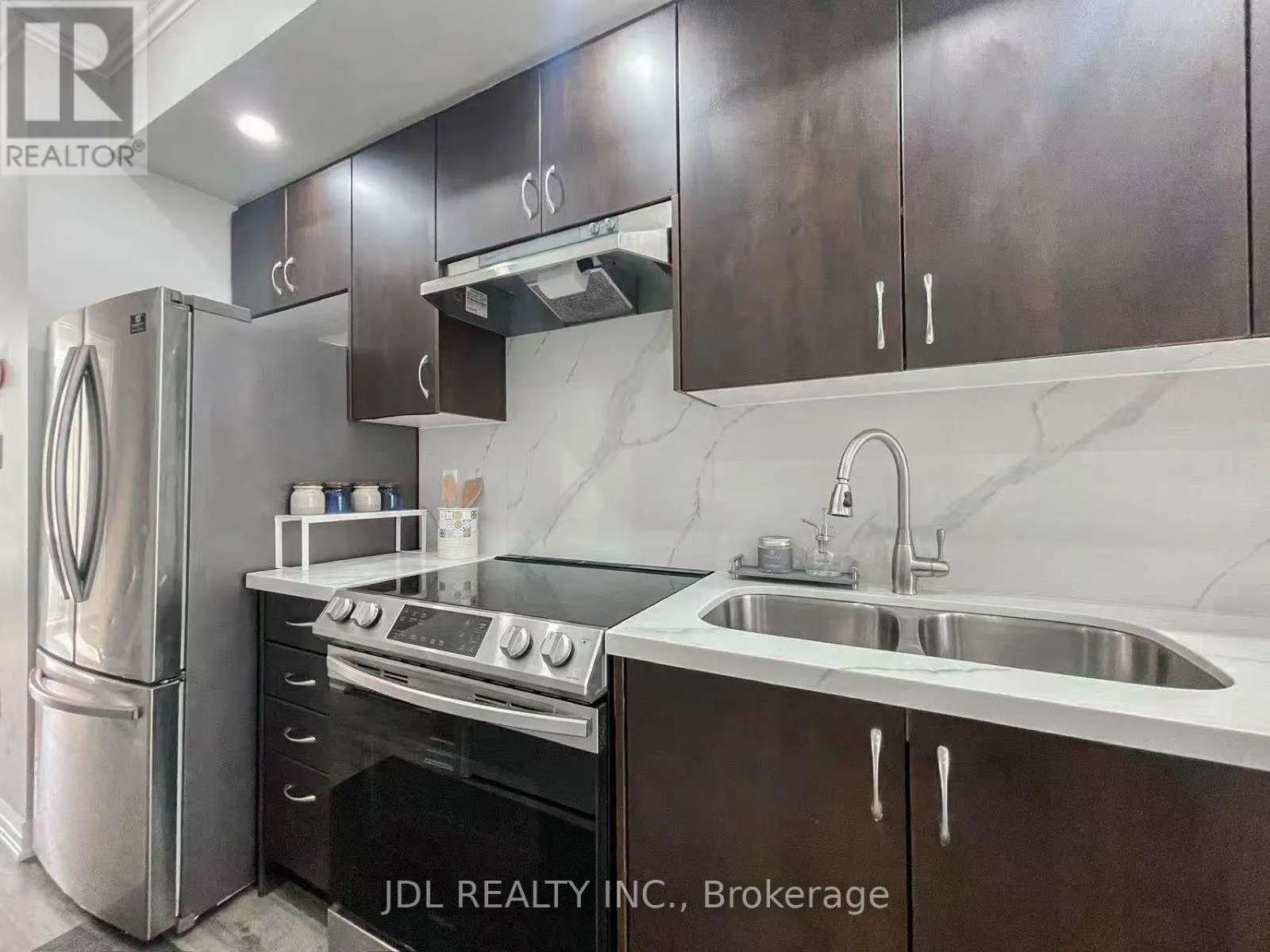 15 - 1365 NEILSON ROAD