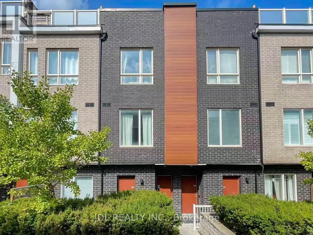 15 - 1365 NEILSON ROAD