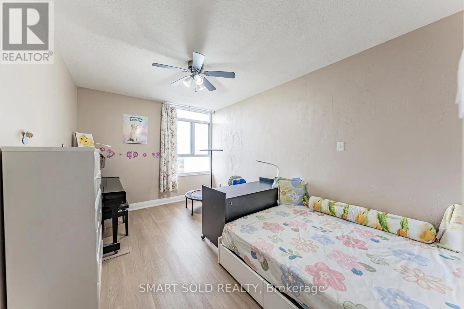 1212 - 2550 PHARMACY AVENUE