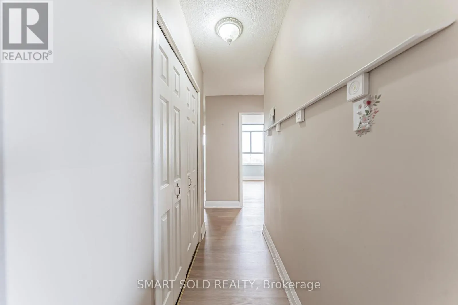 1212 - 2550 PHARMACY AVENUE