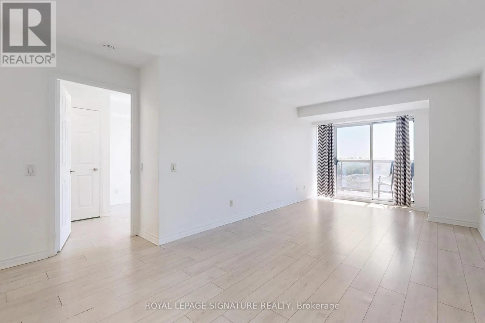 621 - 8 MONDEO DRIVE