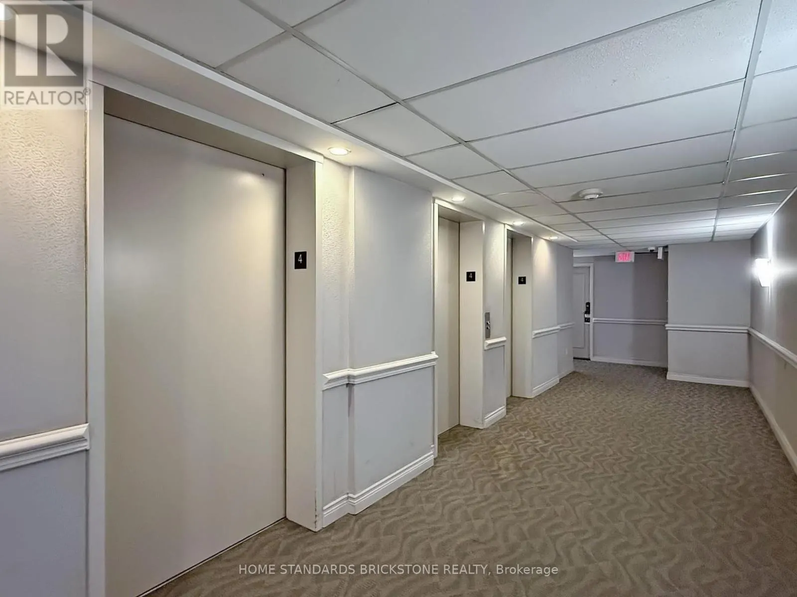 1705 - 30 THUNDER GROVE