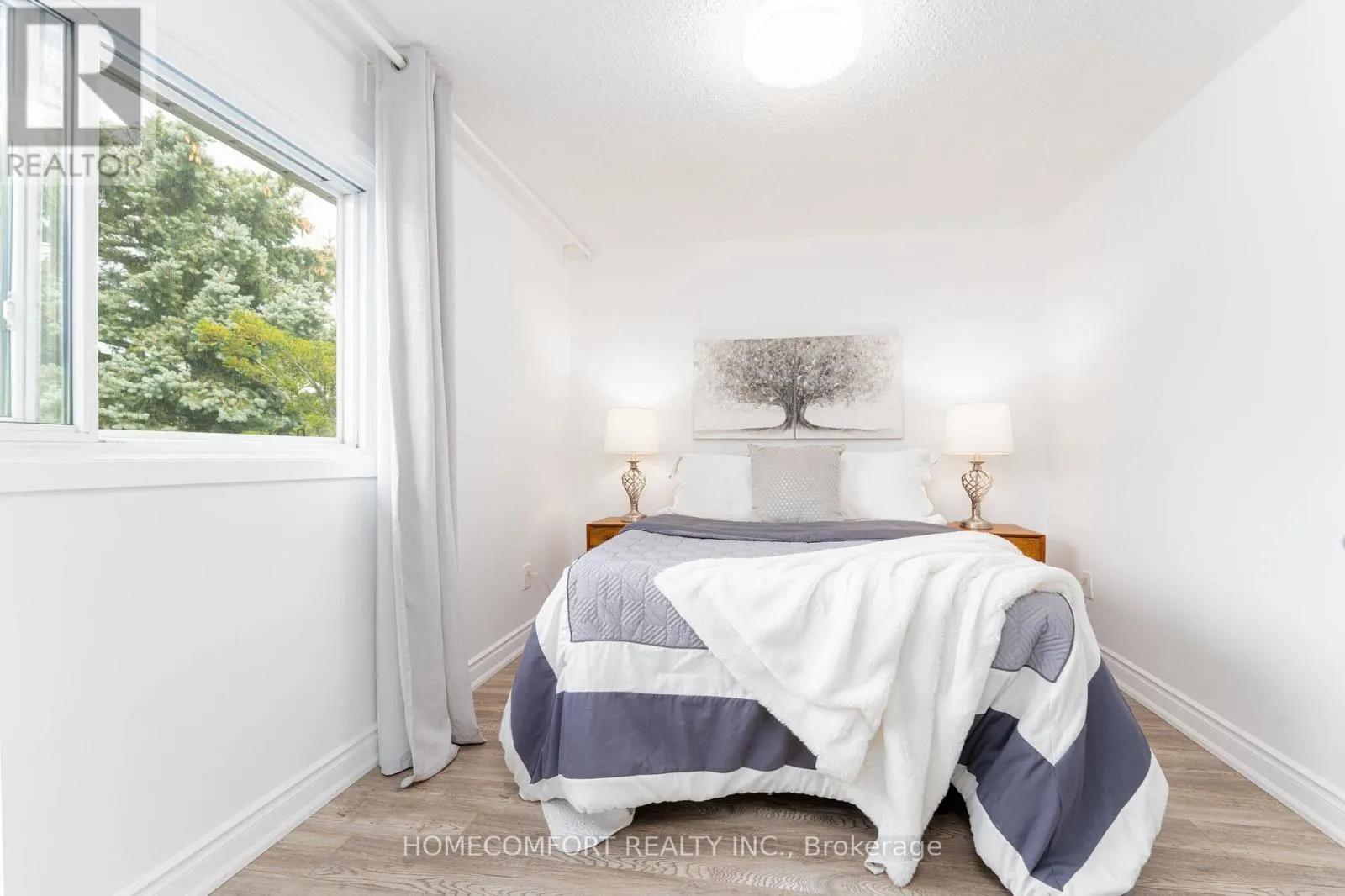 105 ROOKSNEST TRAIL