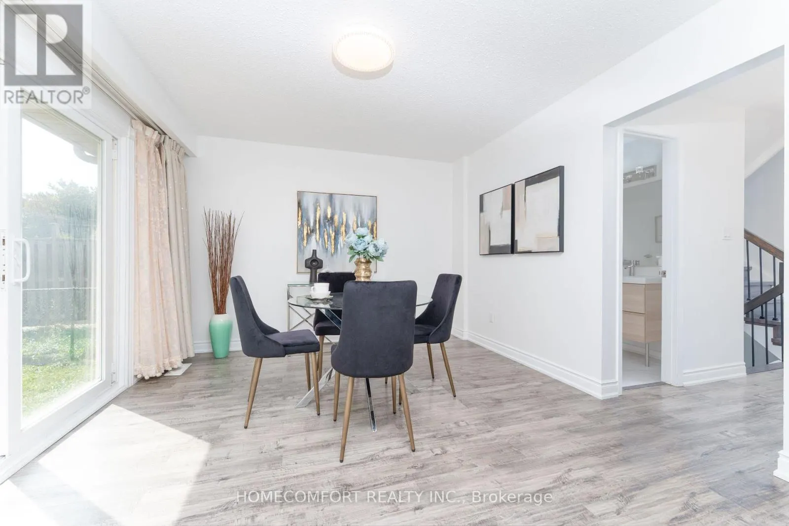105 ROOKSNEST TRAIL