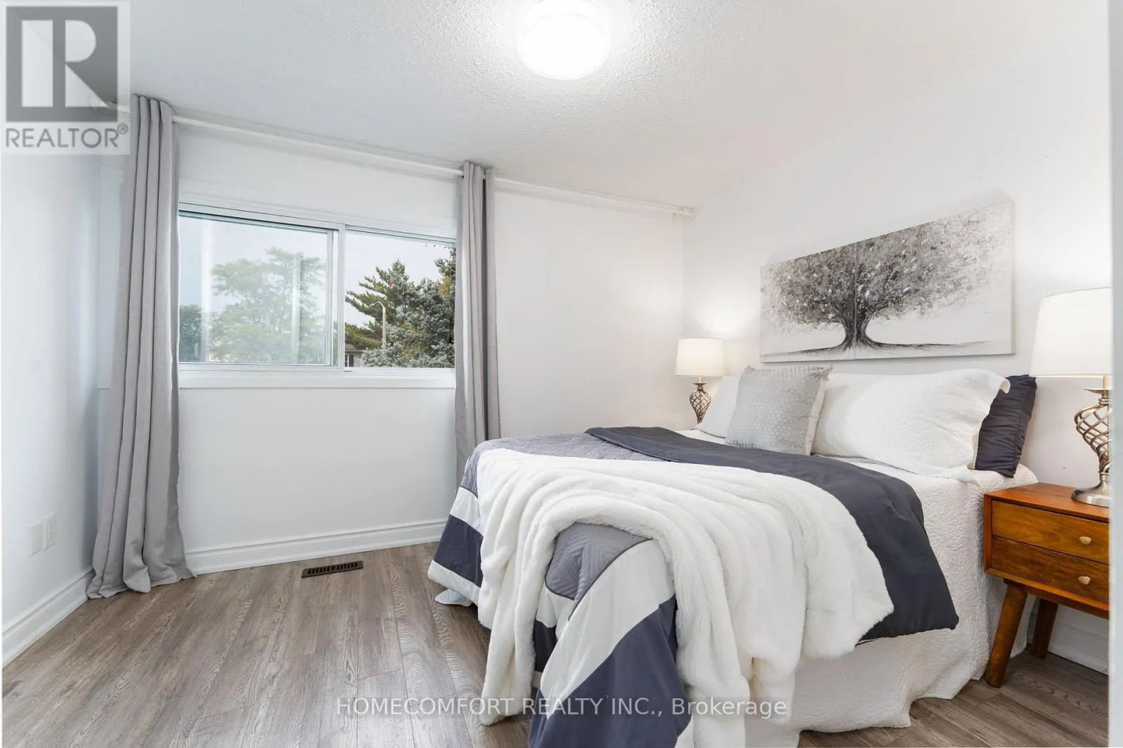 105 ROOKSNEST TRAIL