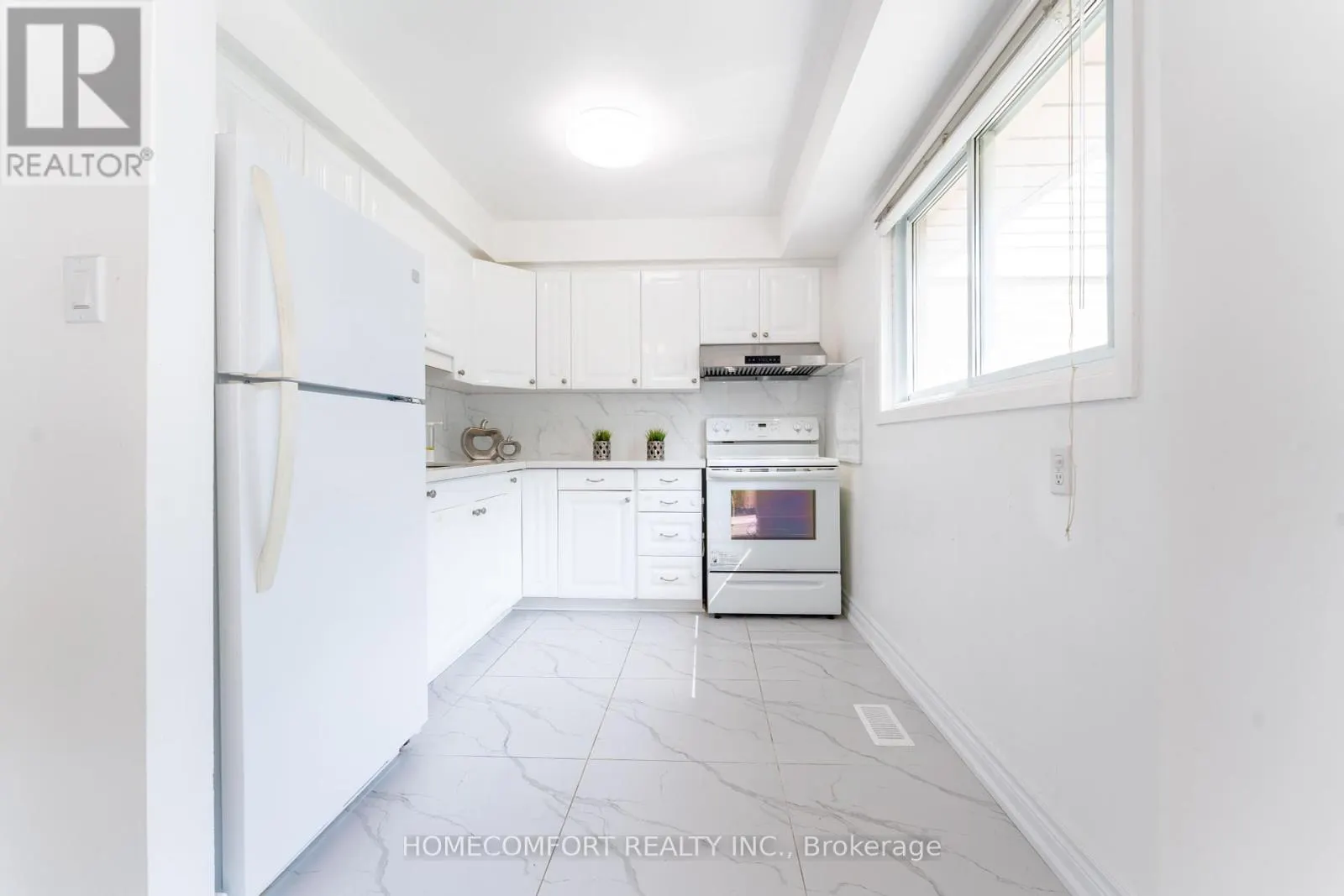 105 ROOKSNEST TRAIL