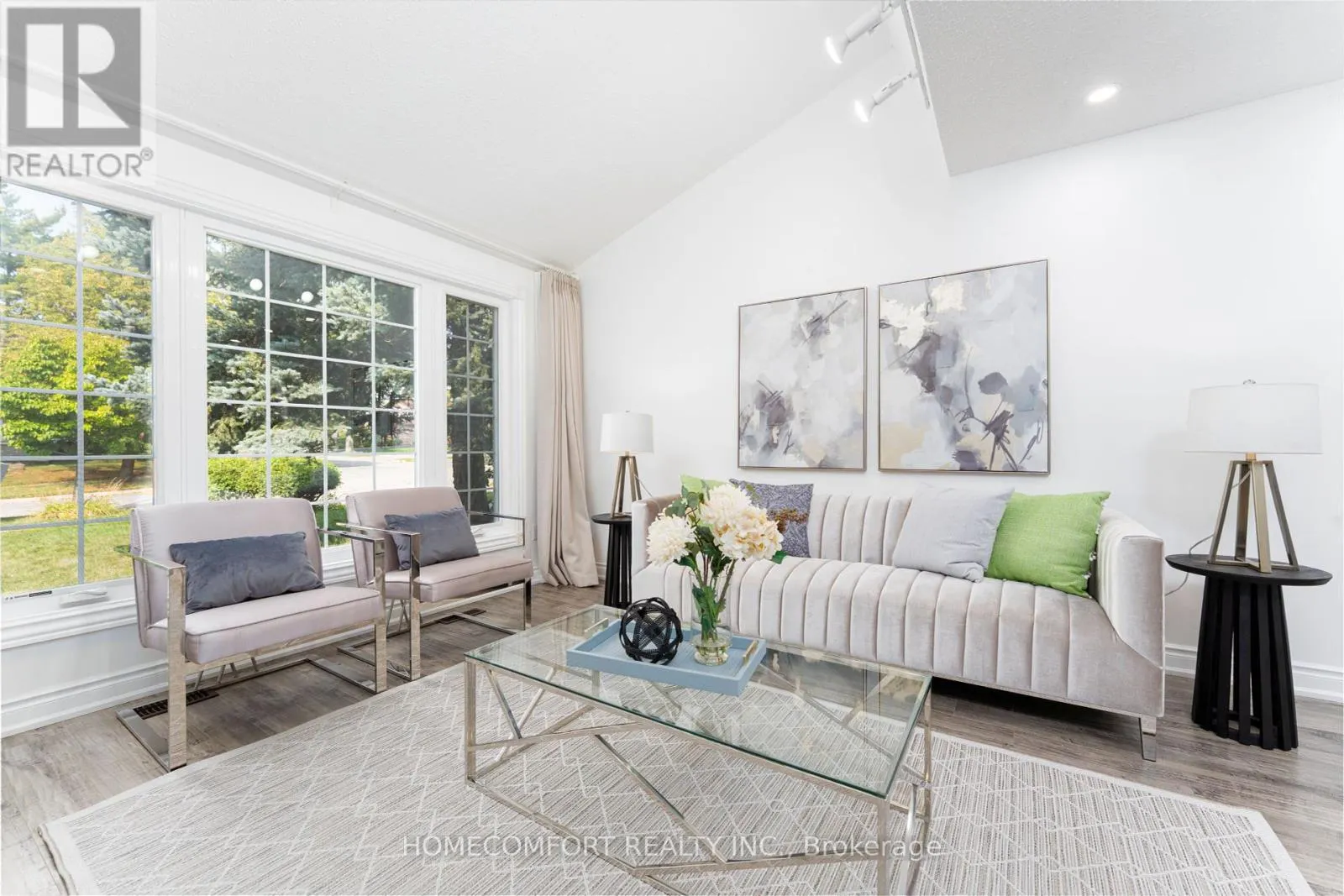 105 ROOKSNEST TRAIL