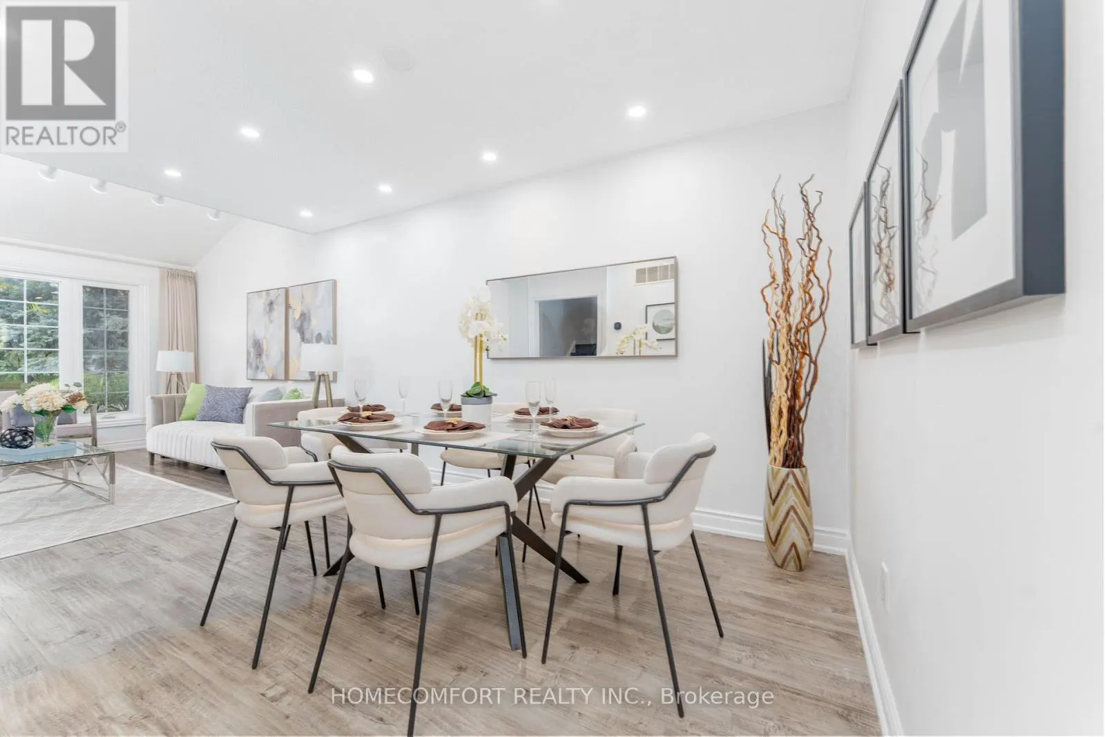 105 ROOKSNEST TRAIL