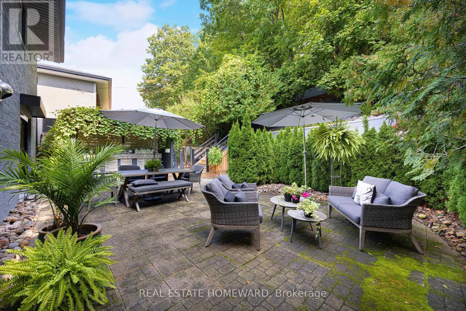 29 FALLINGBROOK DRIVE