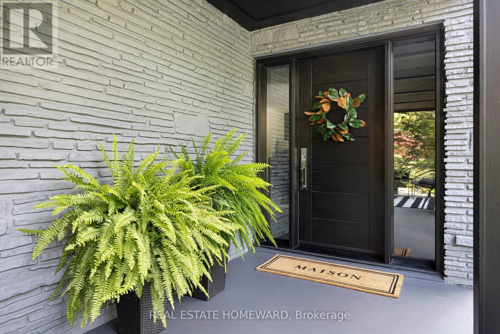 29 FALLINGBROOK DRIVE
