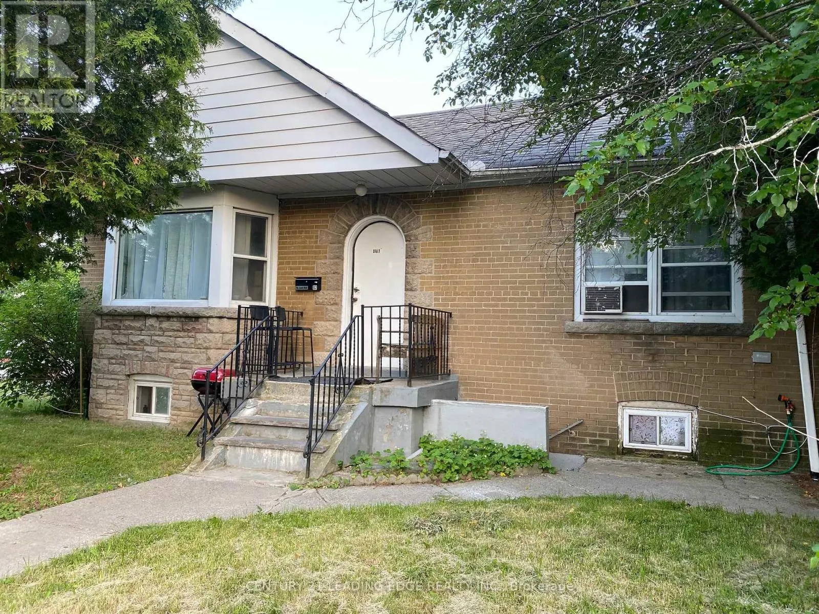 82 MEIGHEN AVENUE