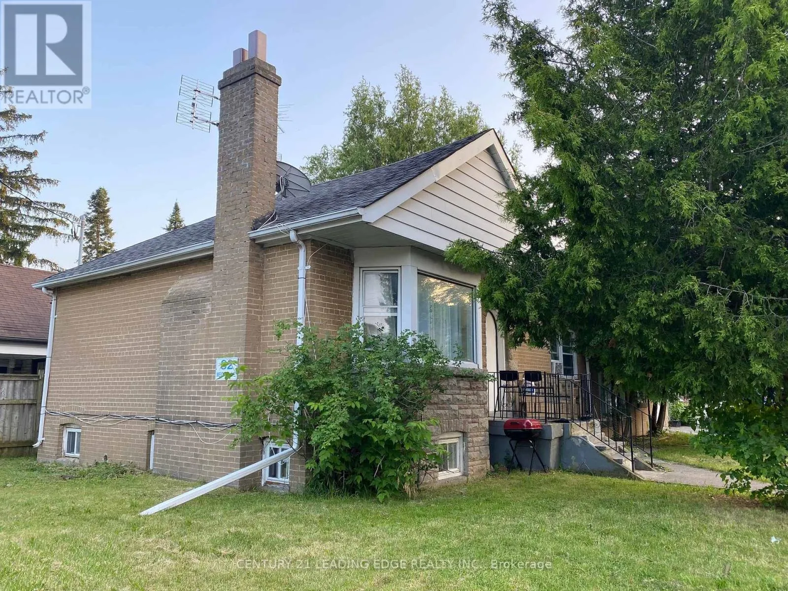 82 MEIGHEN AVENUE