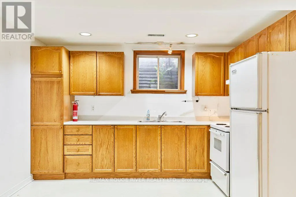 1622 VALLEY RIDGE CRESCENT