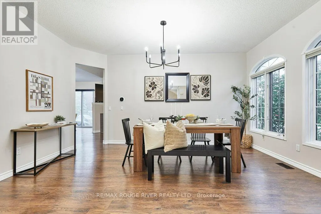 1622 VALLEY RIDGE CRESCENT