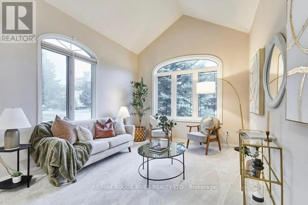 1622 VALLEY RIDGE CRESCENT