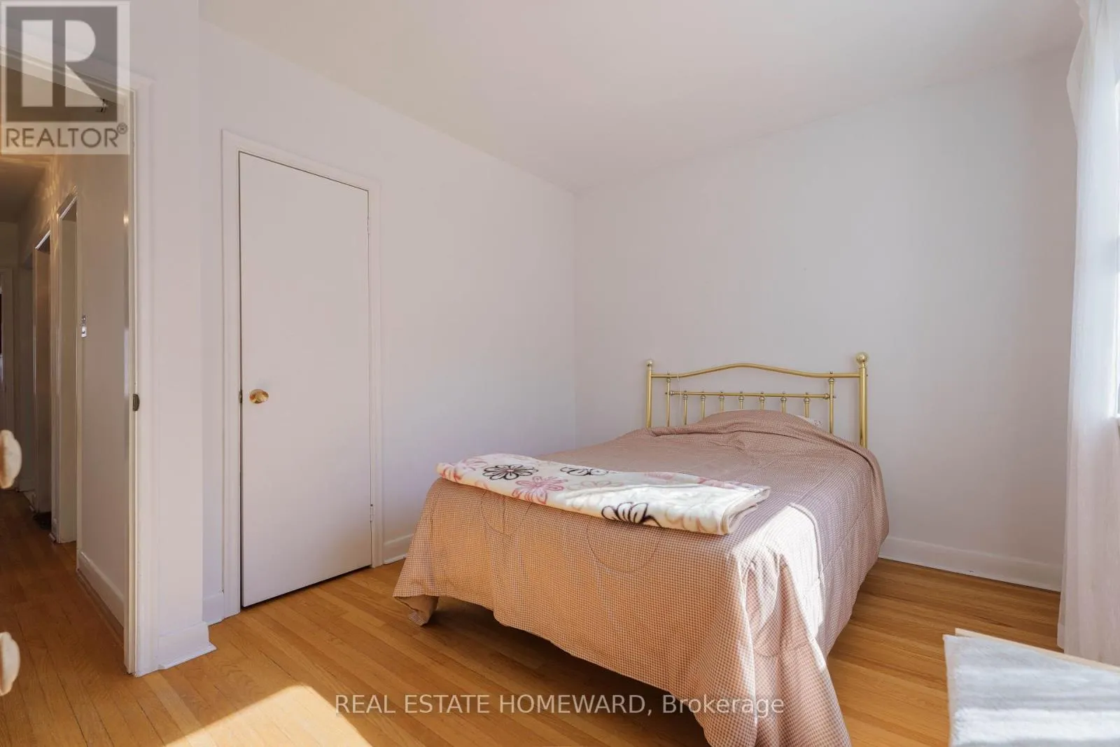 3 CHESTERMERE BOULEVARD