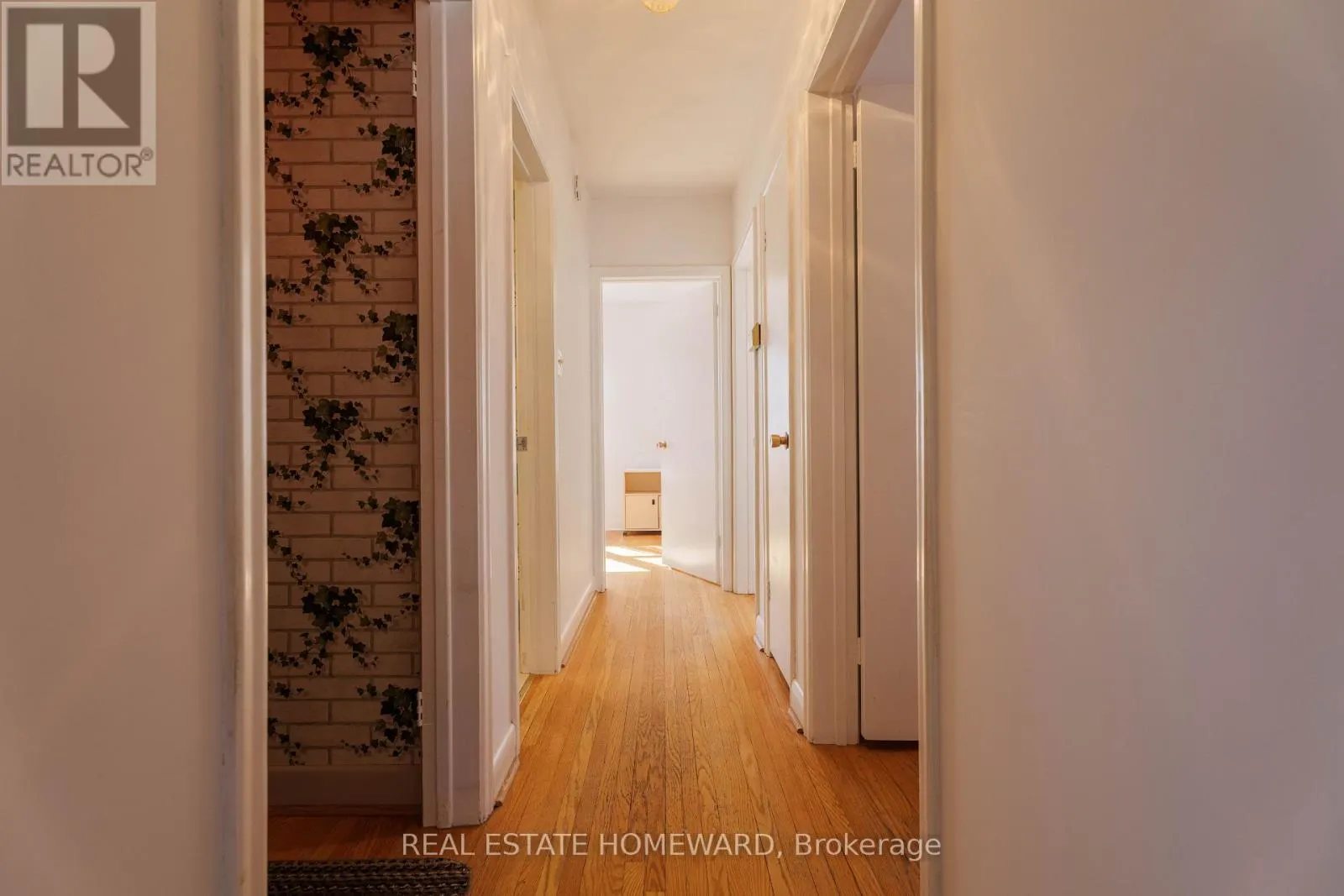 3 CHESTERMERE BOULEVARD
