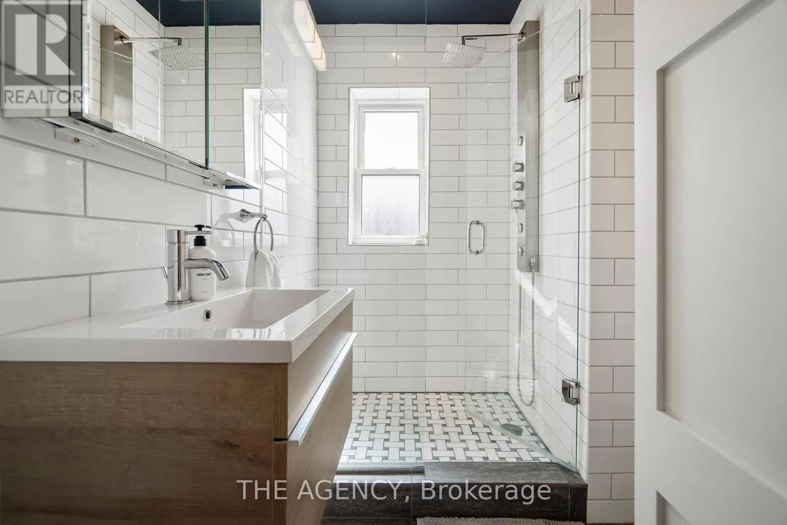 172 BROOKSIDE DRIVE