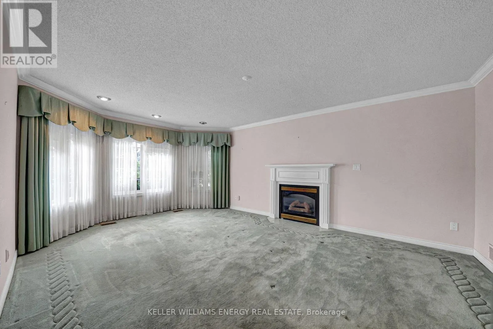 1130 SNOWBERRY COURT