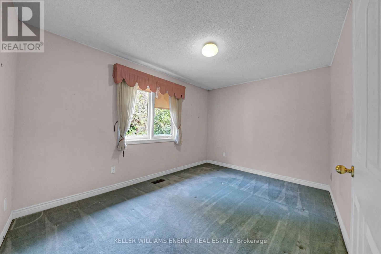 1130 SNOWBERRY COURT