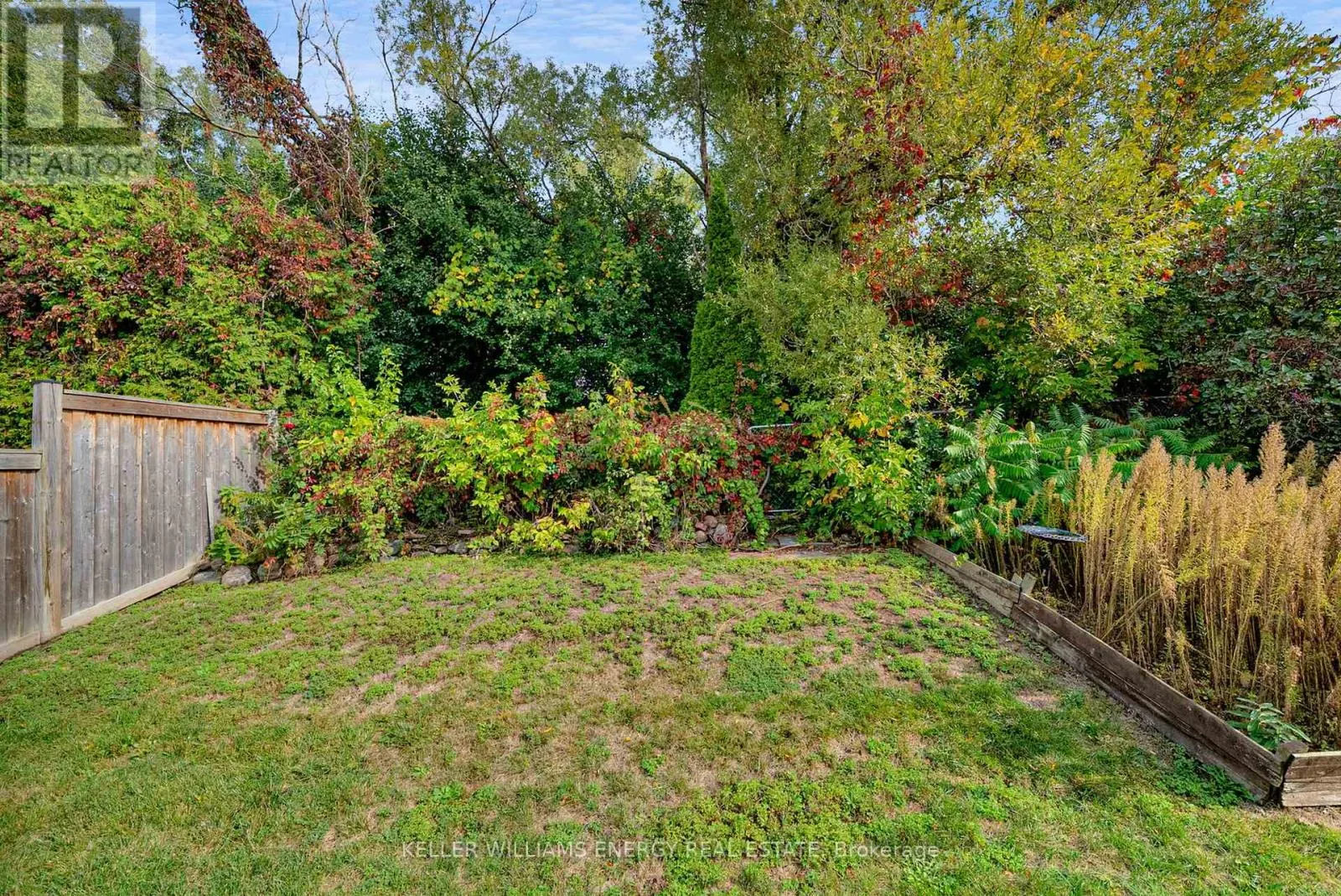 1130 SNOWBERRY COURT