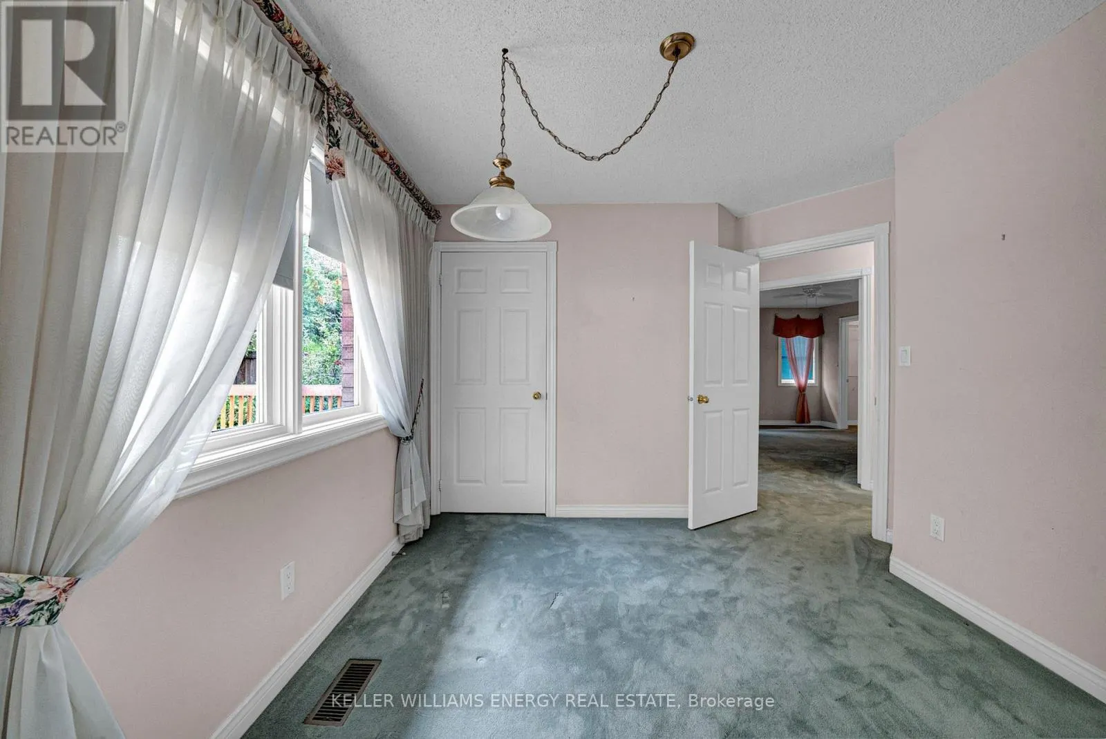 1130 SNOWBERRY COURT