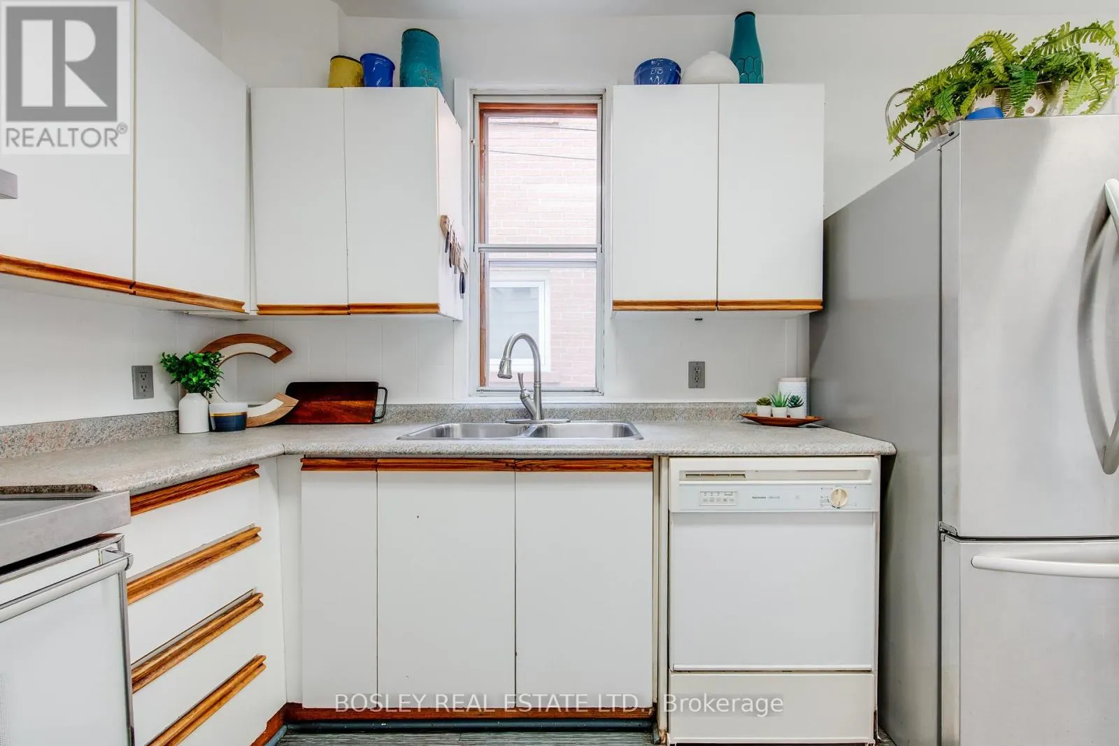 35 WINNIFRED AVENUE