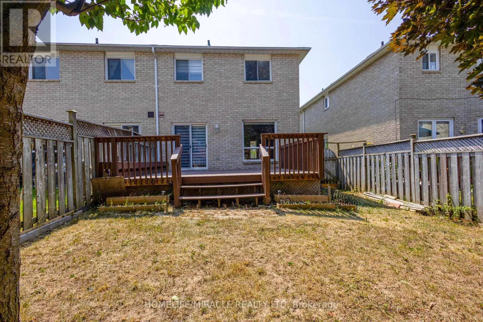 12 GILL CRESCENT