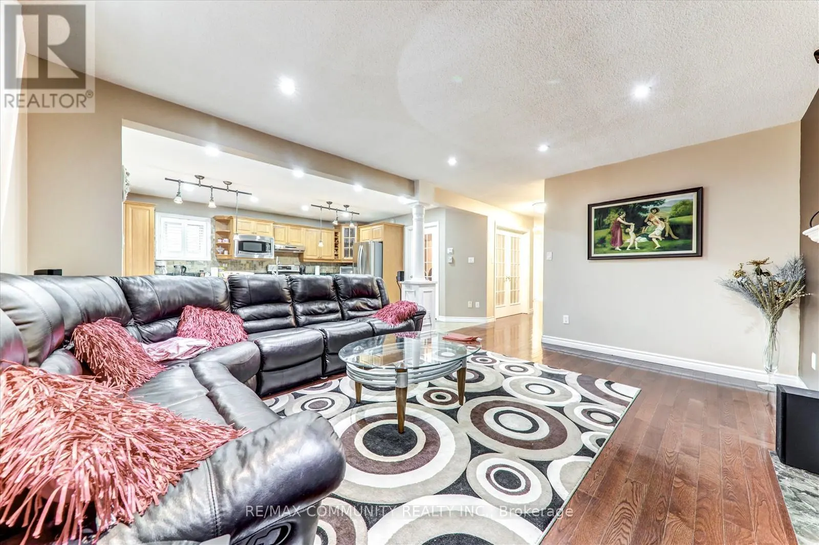 MAIN - 35 HARTRICK PLACE