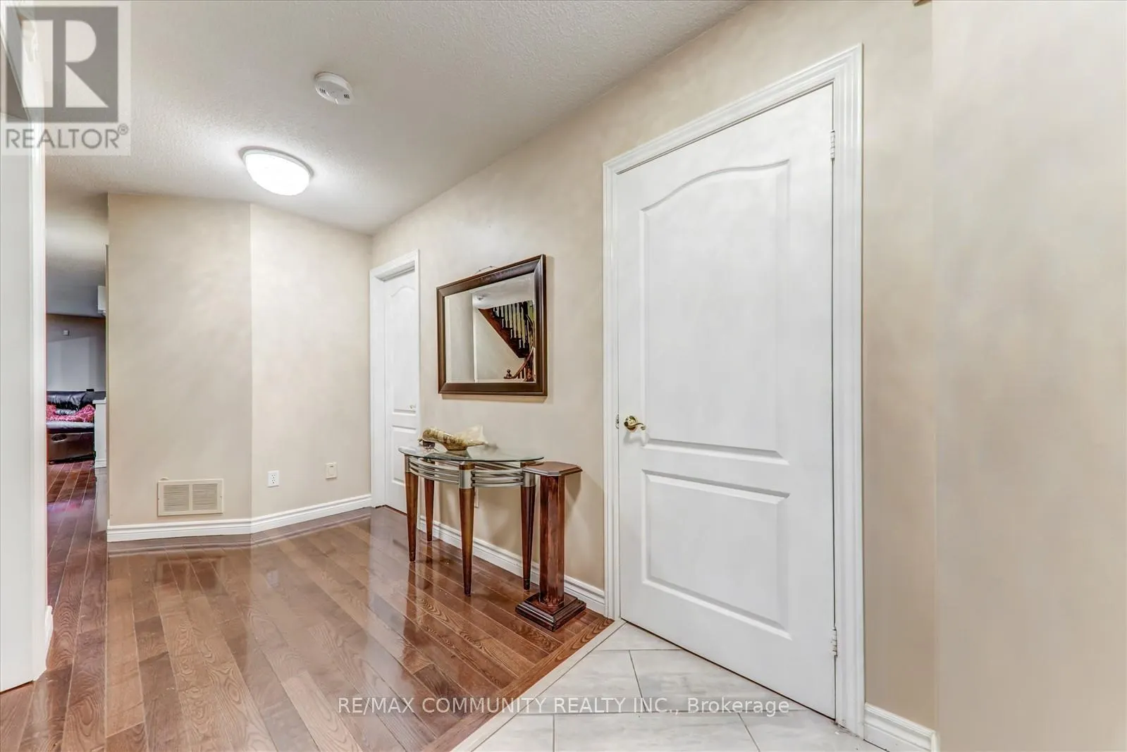 MAIN - 35 HARTRICK PLACE
