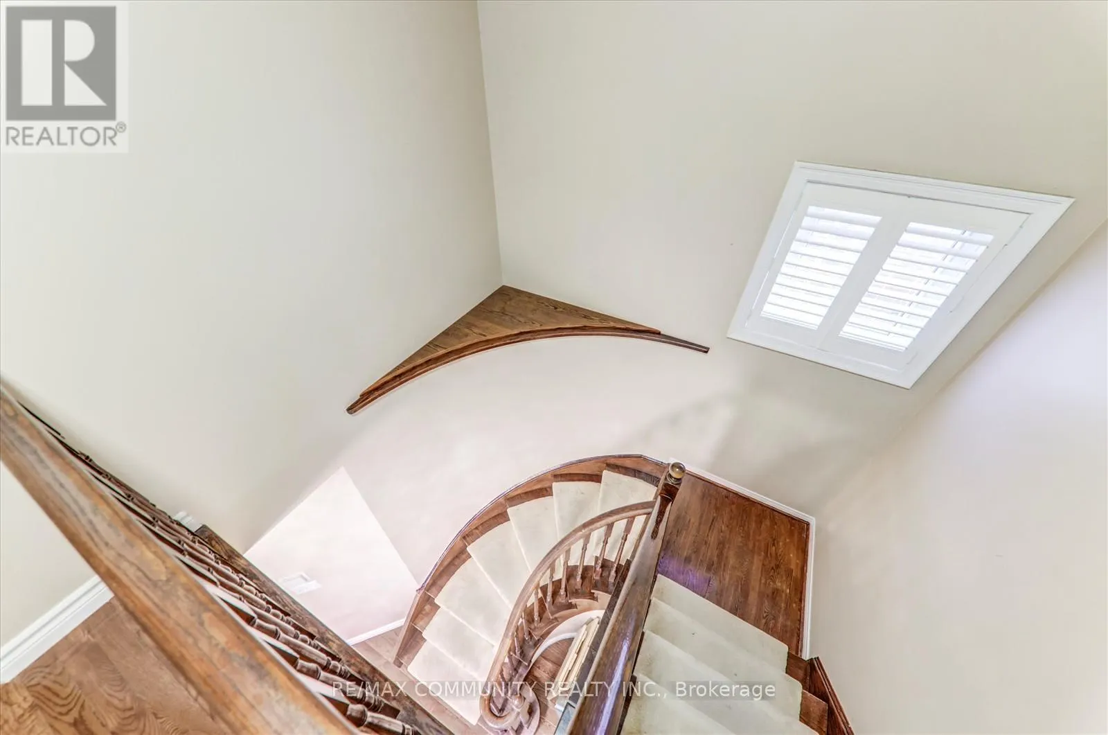 MAIN - 35 HARTRICK PLACE