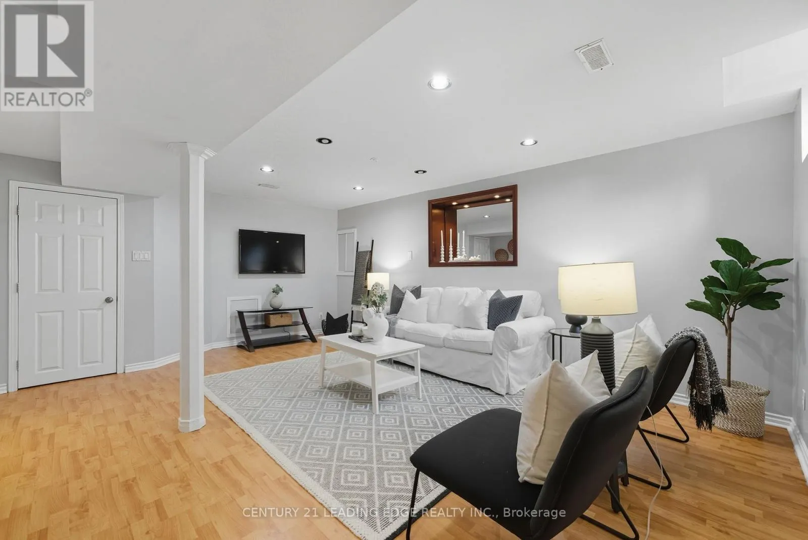 9 MCCARTNEY AVENUE