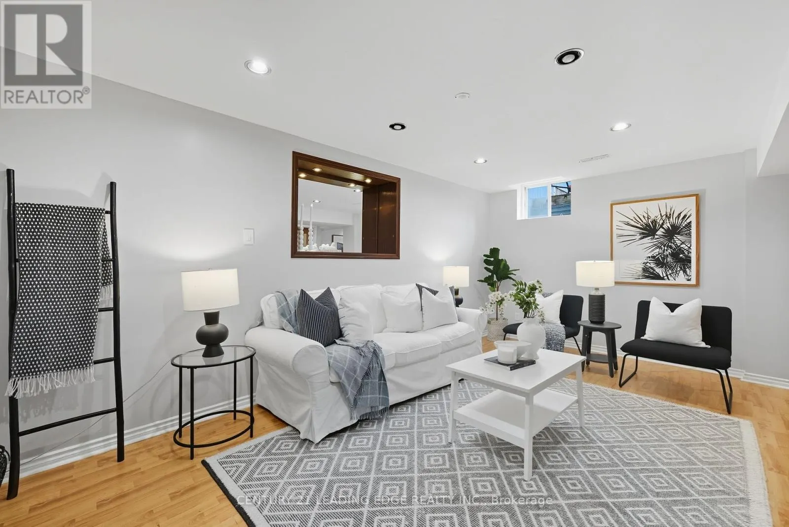 9 MCCARTNEY AVENUE