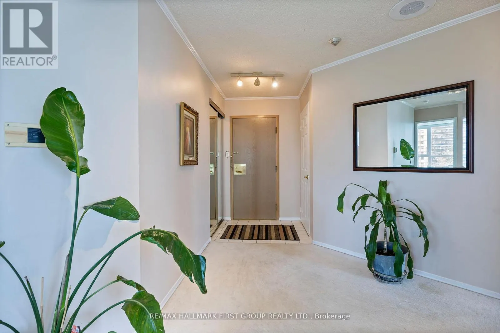 506 - 3231 EGLINTON AVENUE E