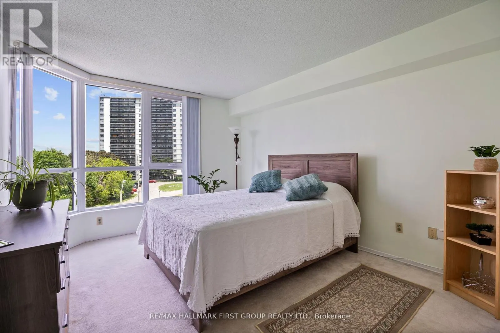 506 - 3231 EGLINTON AVENUE E