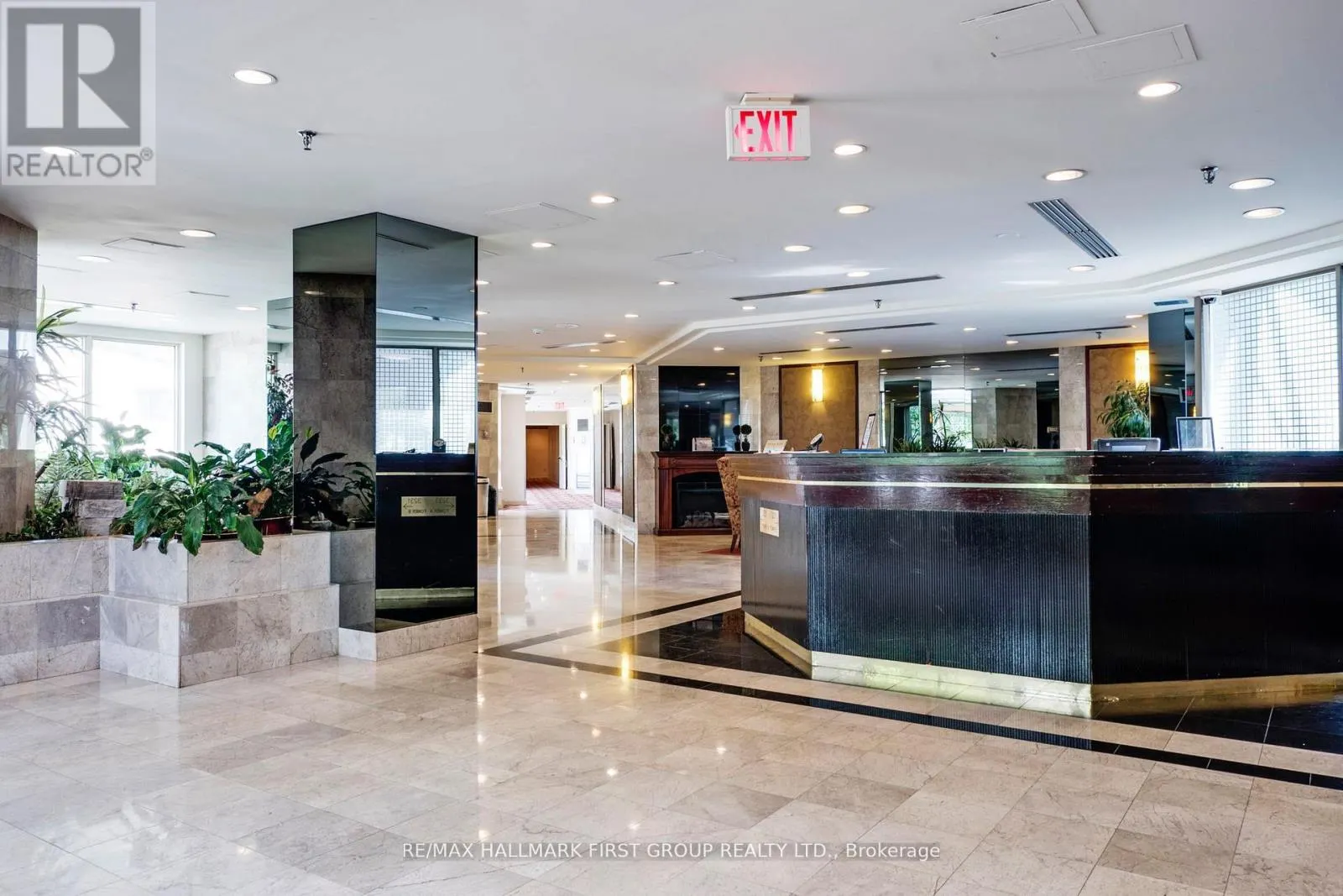 506 - 3231 EGLINTON AVENUE E