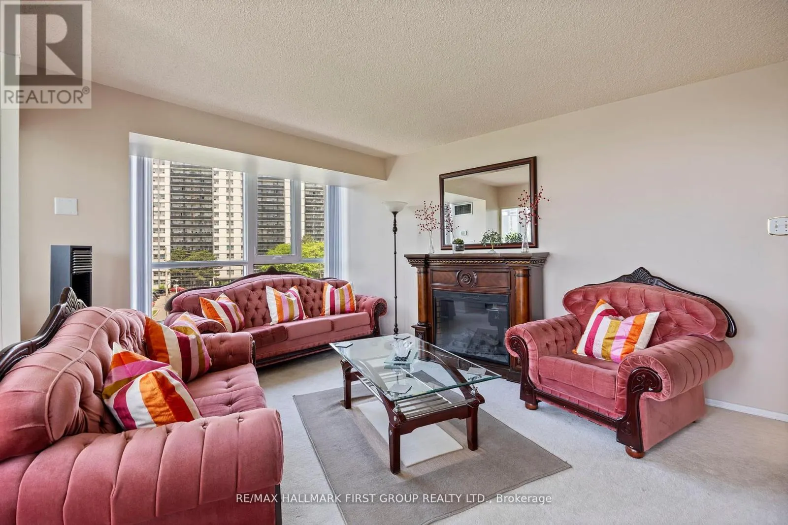 506 - 3231 EGLINTON AVENUE E