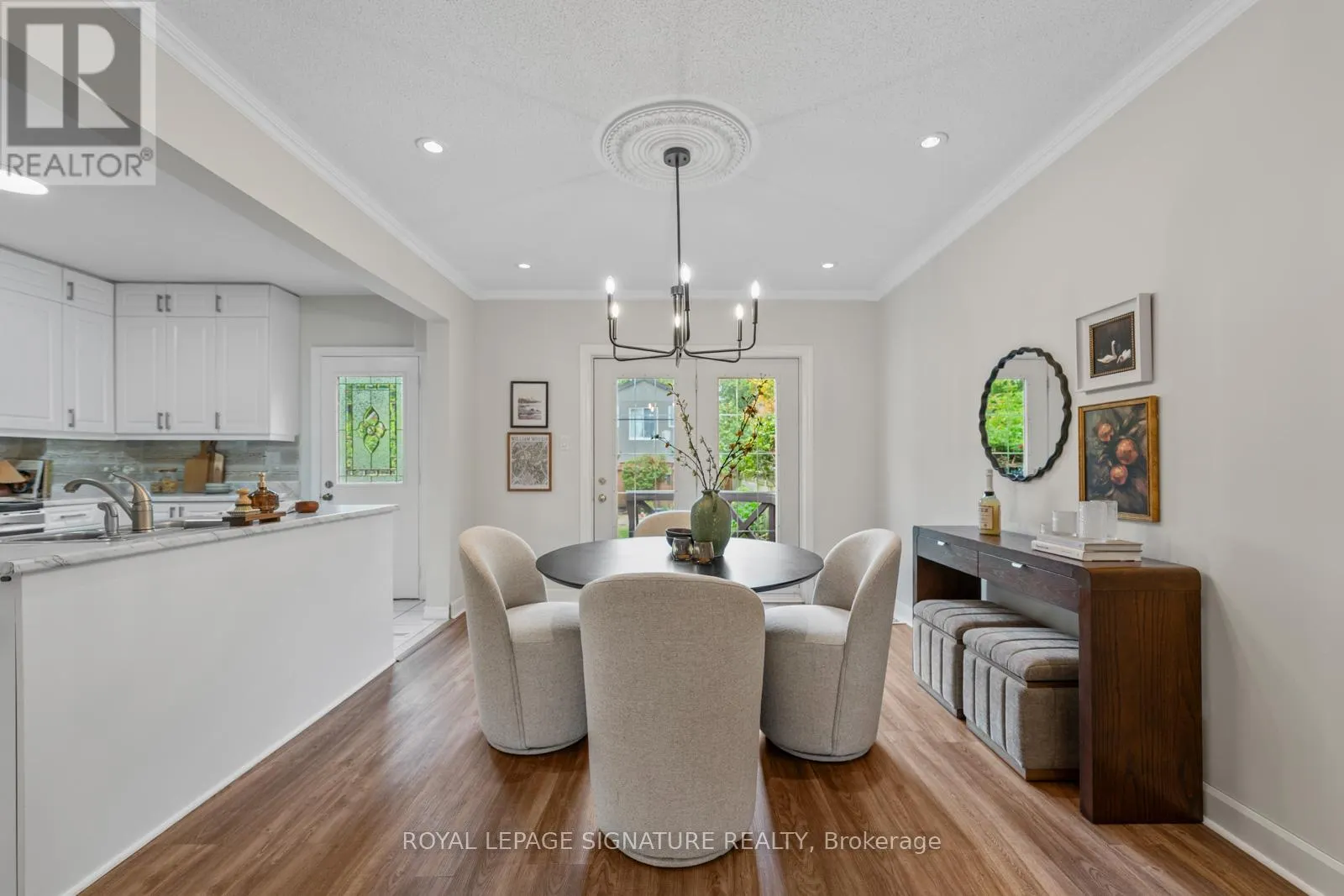 25 PEPLER AVENUE